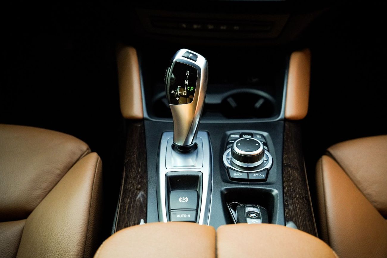 BMW X6 50i Exclusive 4.4L