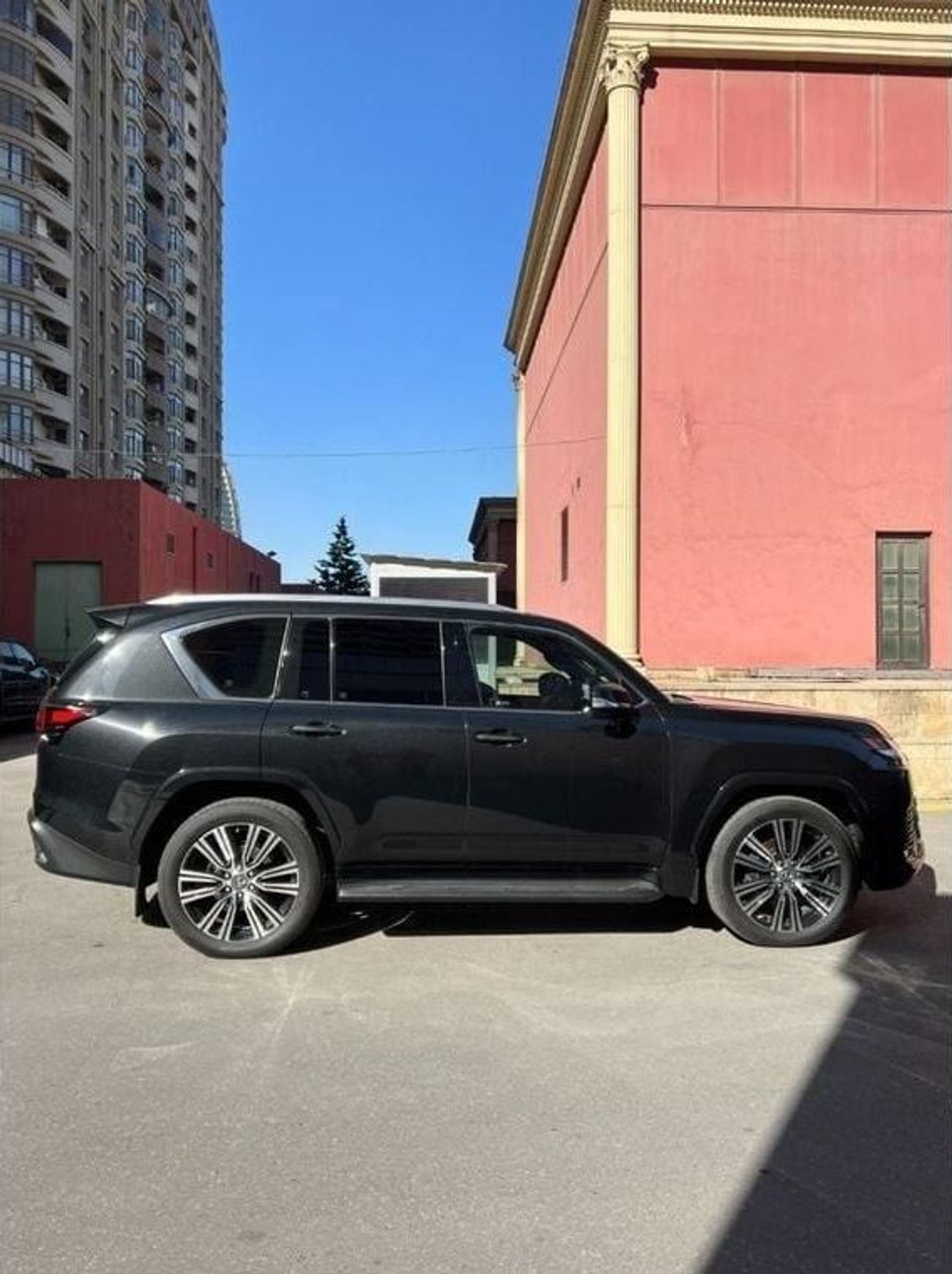 Lexus LX 600 Signature 3.5L 2024 YM (For export only)