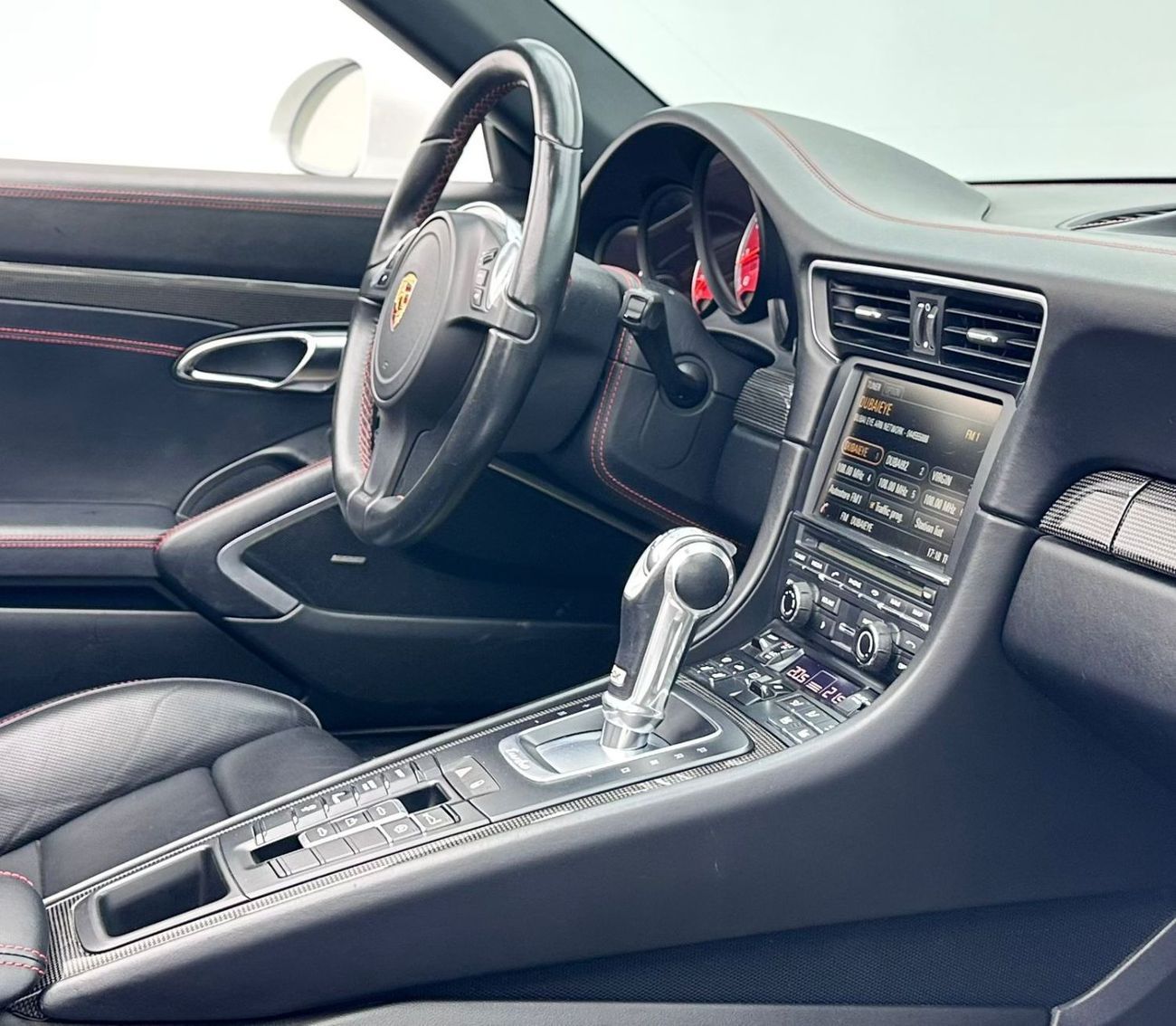 Porsche 911 Turbo S 3.8L (560 HP) Convertible 2015 Porsche 911 Turbo S, Nov/2026 Porsche Warranty, Porsche Full