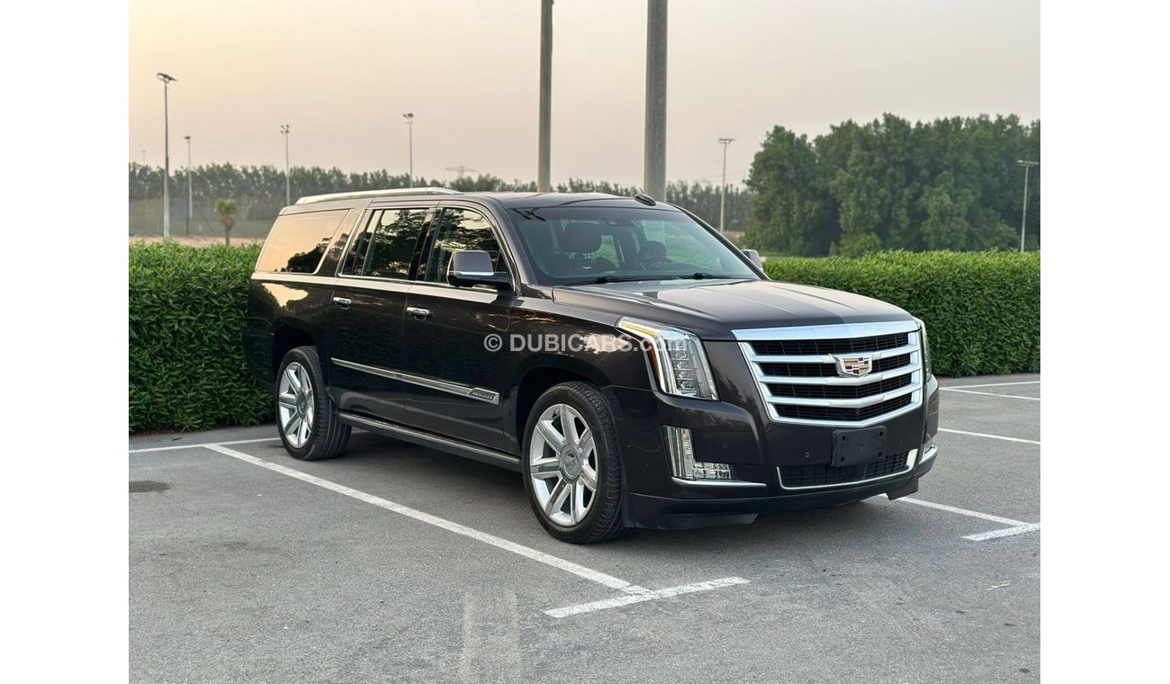 Cadillac Escalade Escalade ESV Platinum 2015 GCC // 2keys // Accident free // Perfect condition