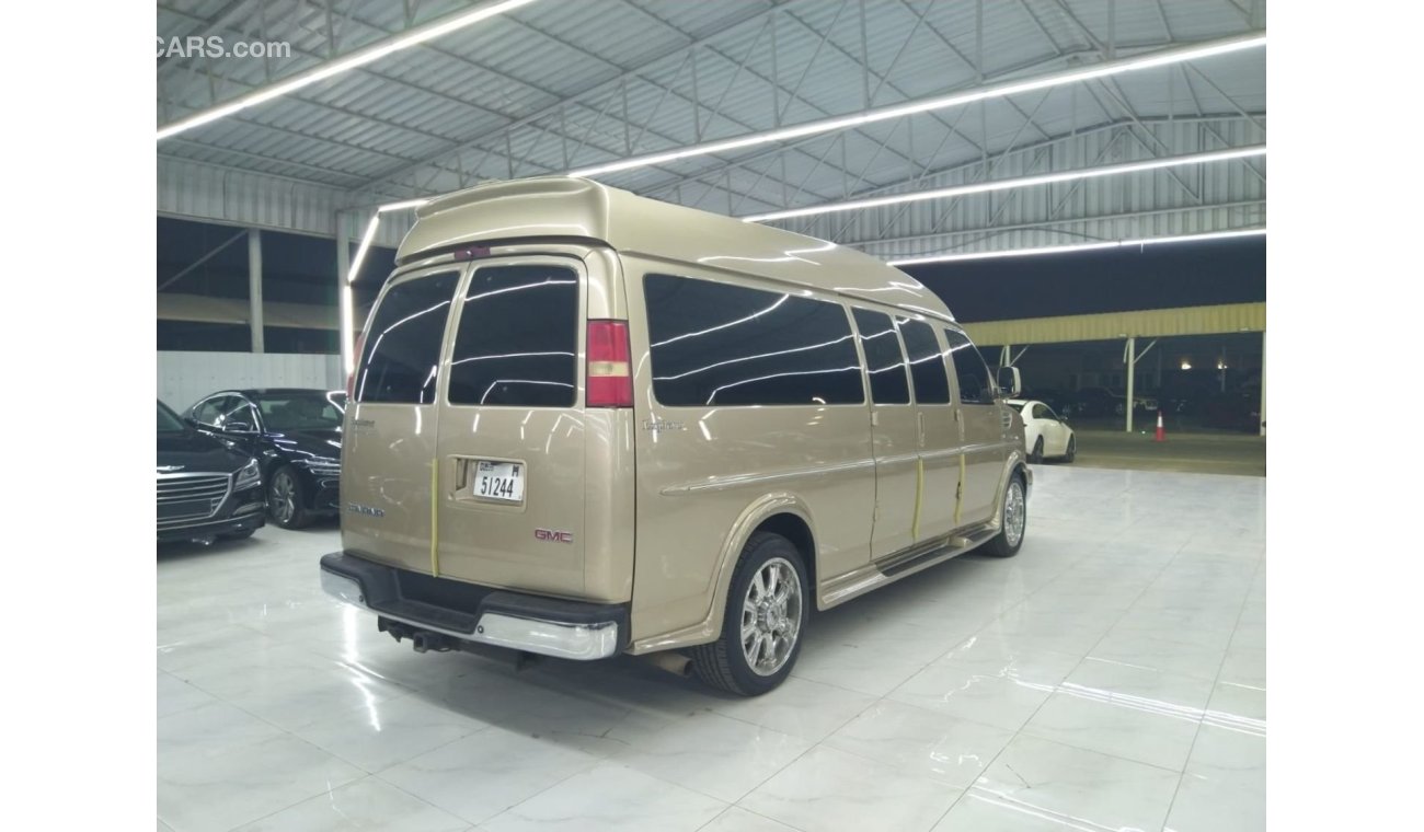 GMC Savana