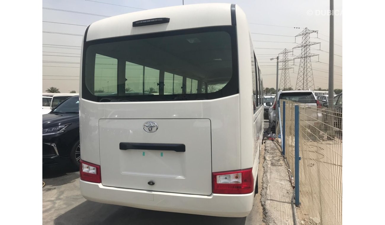 تويوتا كوستر FULL  OPTION DIESEL 30 SEATS