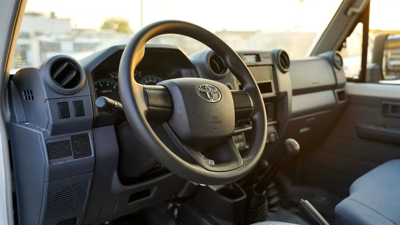 Toyota Land Cruiser 70 LC 78 Base GCC Specs
