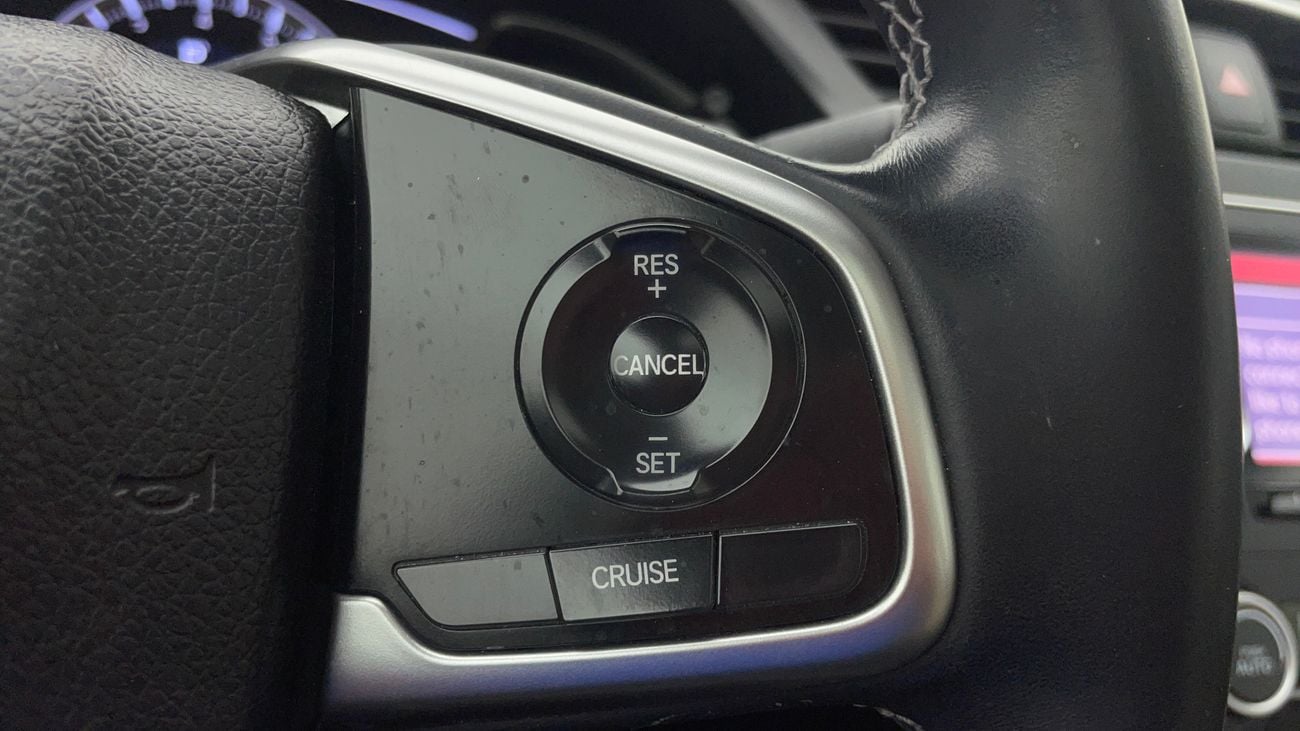 هوندا سيفيك LX SPORT 2 | بدون دفعة مقدمة | اختبار القيادة في المنزل