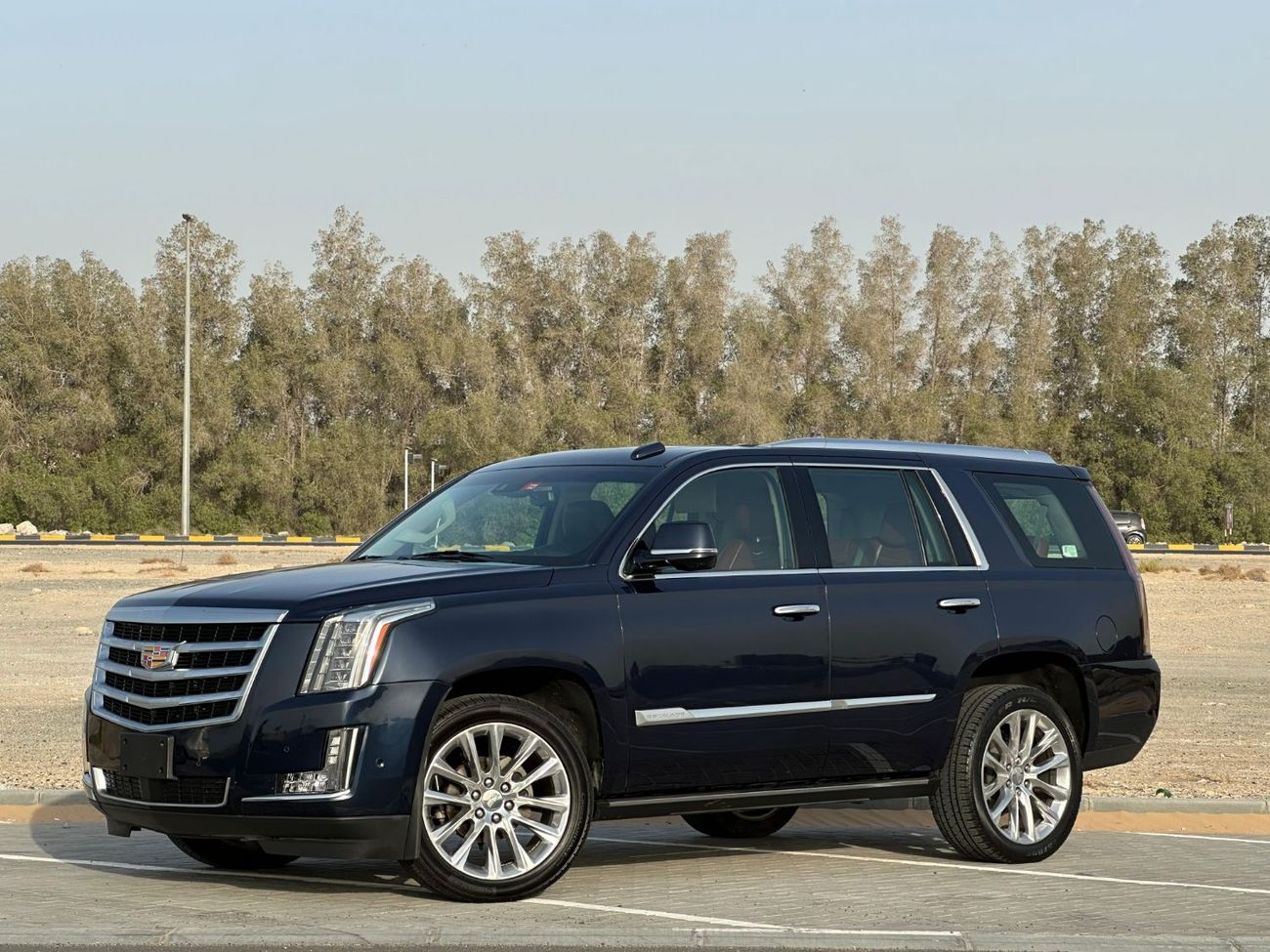 كاديلاك إسكالاد Platinum 6.2L