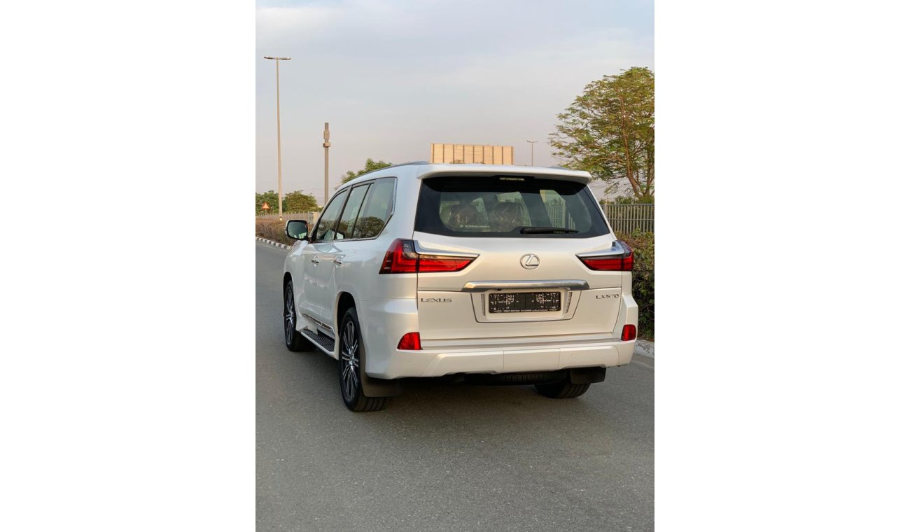 لكزس LX 570 Platinum GCC 2020 Brand NEW Full Option