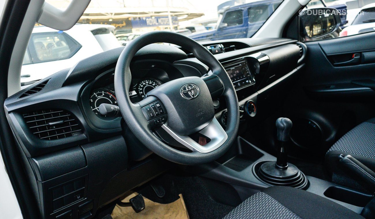 Toyota Hilux 2.4L Diesel