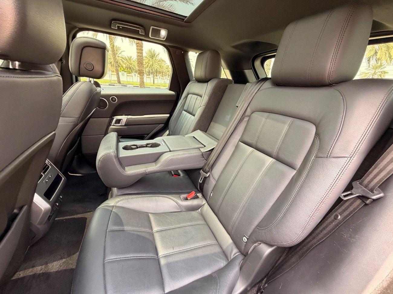 Land Rover Range Rover Sport HSE DYNAMIC