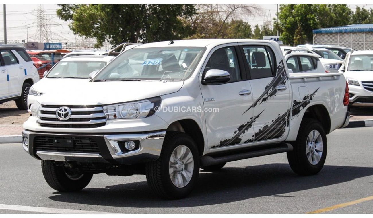 Toyota Hilux SR5 2.4L Diesel 4x4 Double Cab M/T - Rear camera - Full options