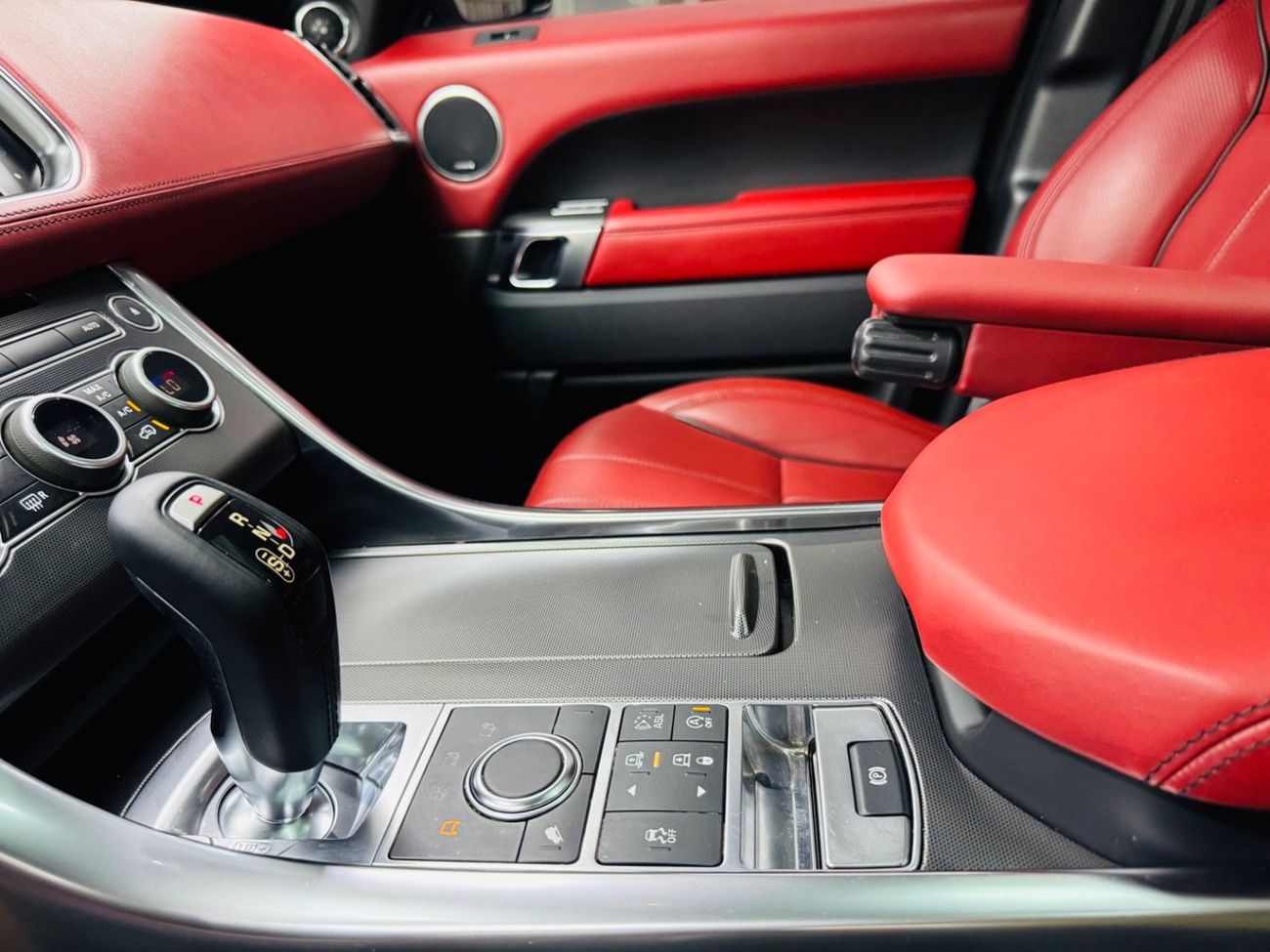 لاند روفر رينج روفر سبورت HSE Dynamic 3.0L