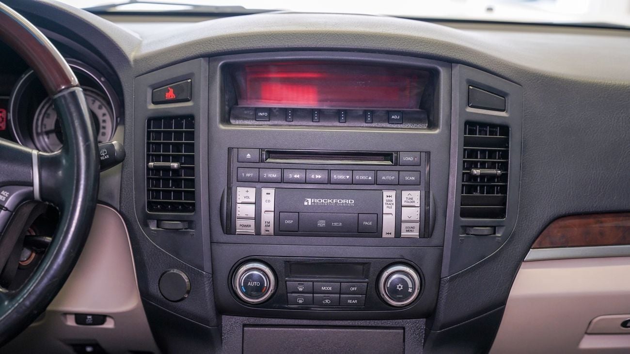 ميتسوبيشي باجيرو