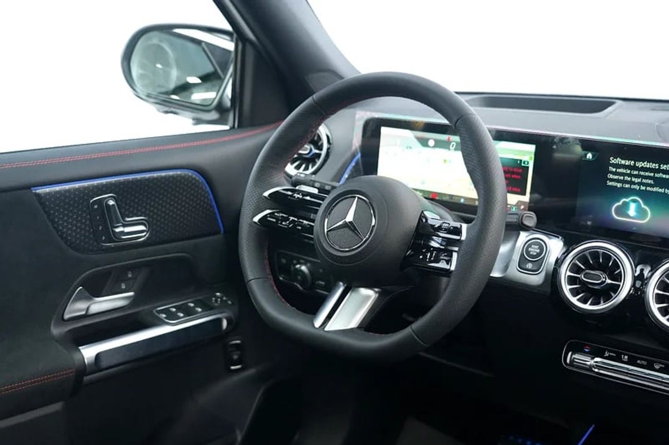 مرسيدس بنز GLB Summer Offer | 200 SUV | GCC 0km | Agency Warrany