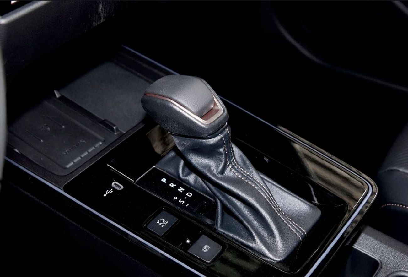 تويوتا فرونتلاندر Luxury Plus