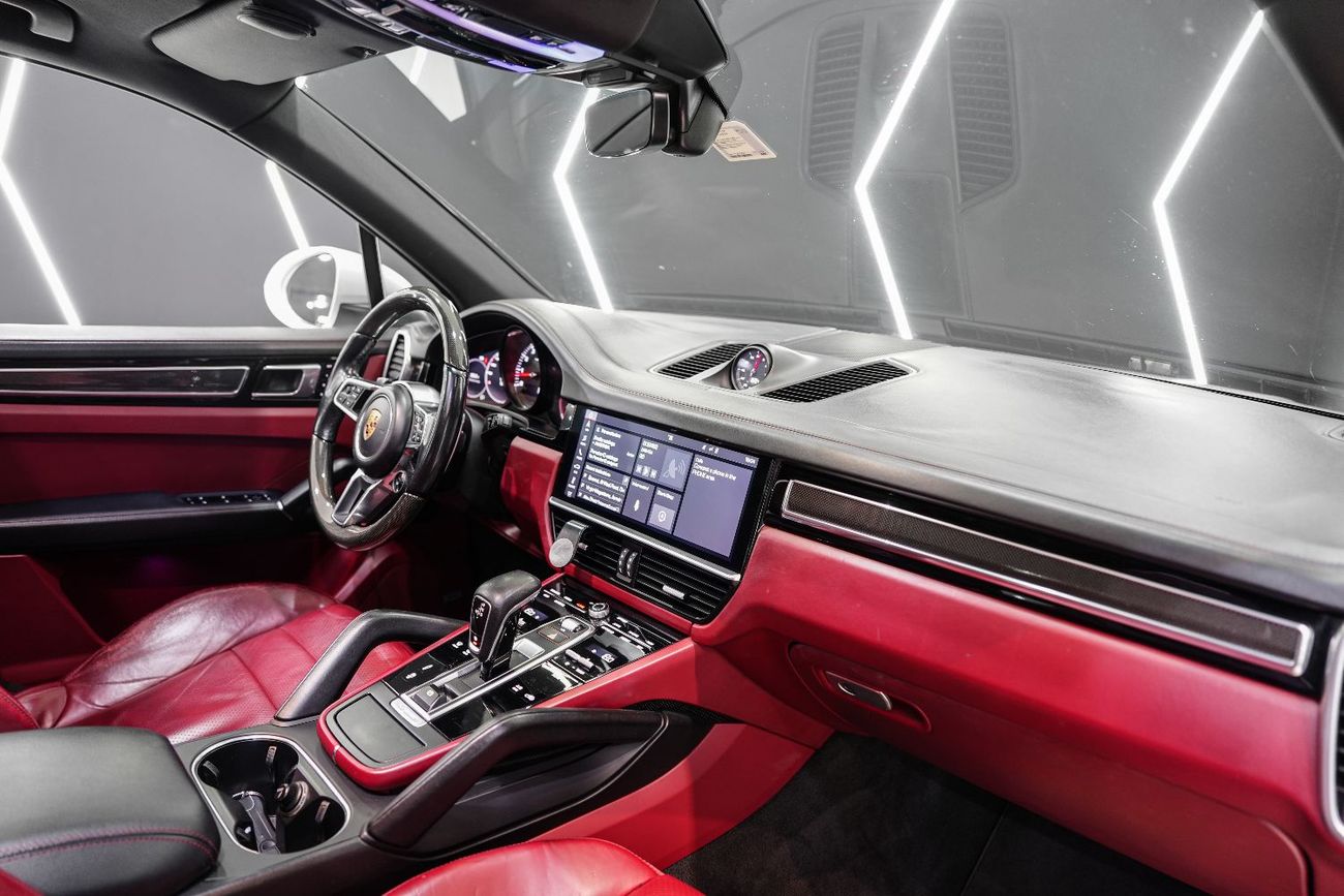 Porsche Cayenne S 2.9L (440 HP) Chrono Package, Panoramic Roof, Bose Sound System, GCC Spec!!