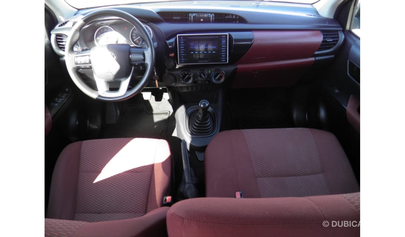 Toyota Hilux 2016 4X2 Ref#623