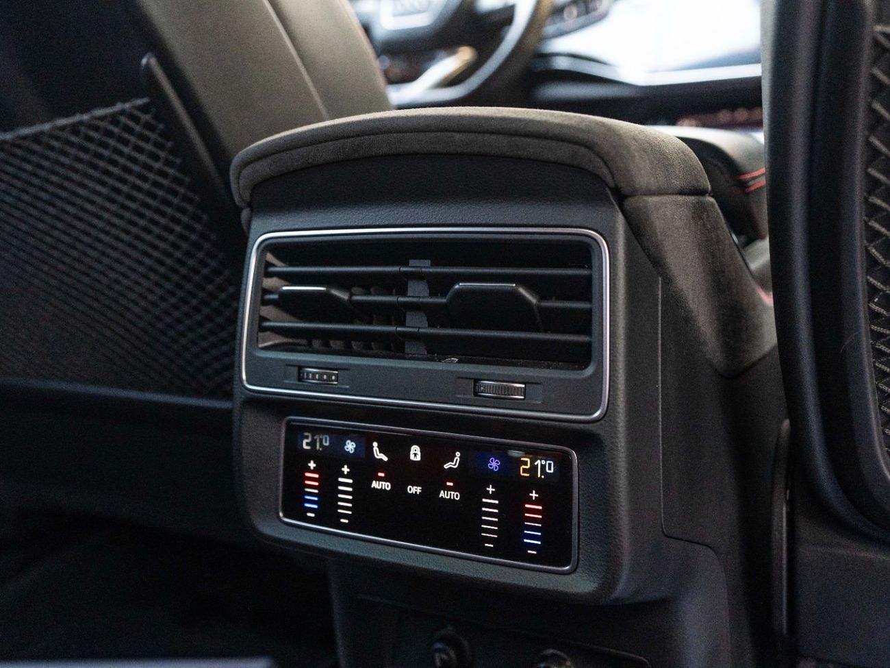 Audi RS Q8 TFSI quattro 4.0L