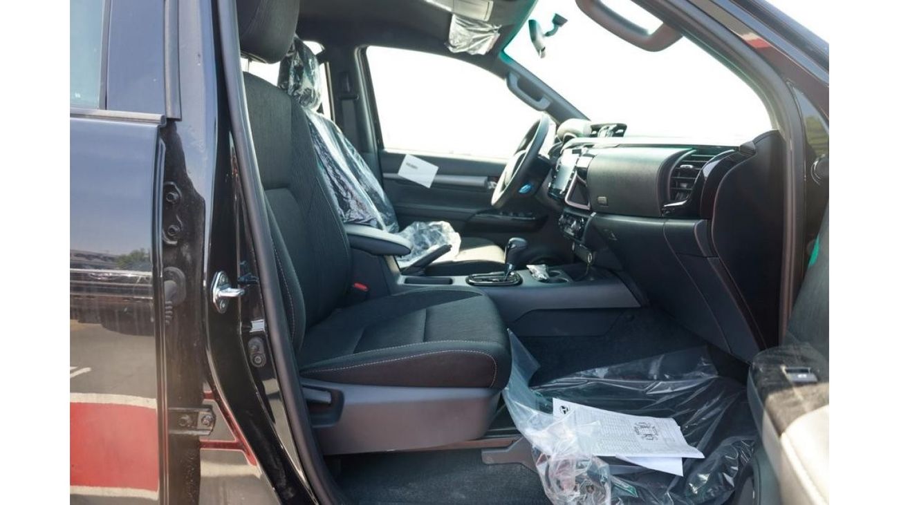 تويوتا هيلوكس TOYOTA HILUX 4.0 ADVENTURE BLACK 2023