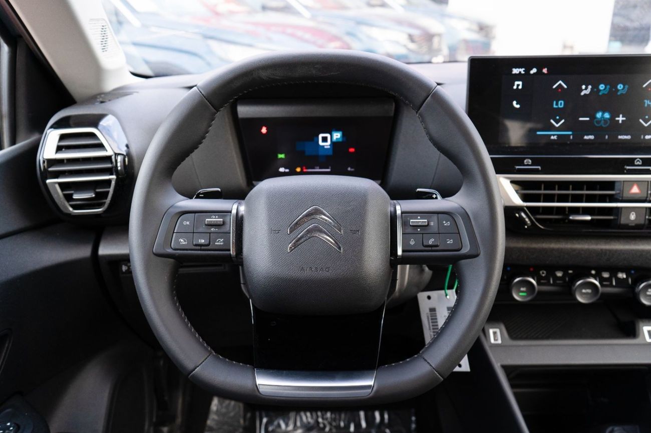 سيتروين C4 2025 Citroen C4 1.2L Turbo Petrol