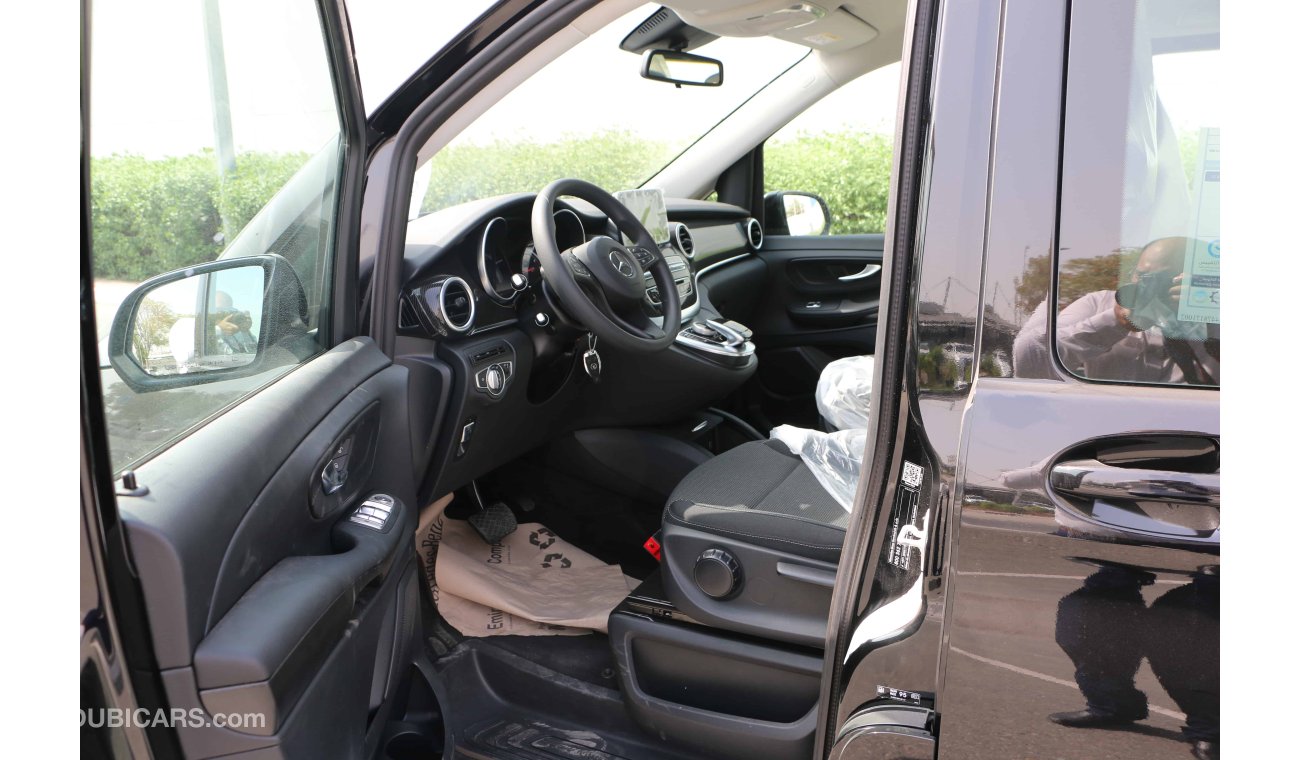 مرسيدس بنز V 250 2020 Mercedes Benz V 250 2.0L 4x2 | An Excellent Choice for Comfort & Reliability | 8 seats Minivan