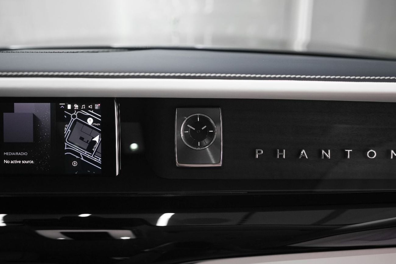 رولز رويس فانتوم 2025| Certified Pre-Owned | Warranty & Service