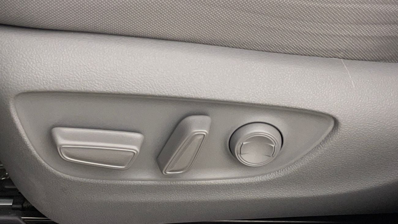 تويوتا هايلاندر GLE 2.5 | بدون دفعة مقدمة | اختبار القيادة في المنزل