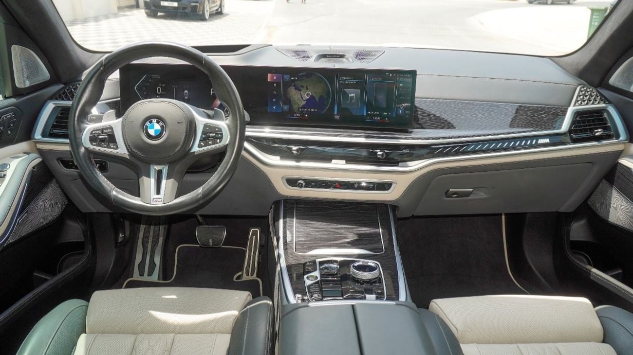 BMW X7 xDriveM60i (6 Seats)