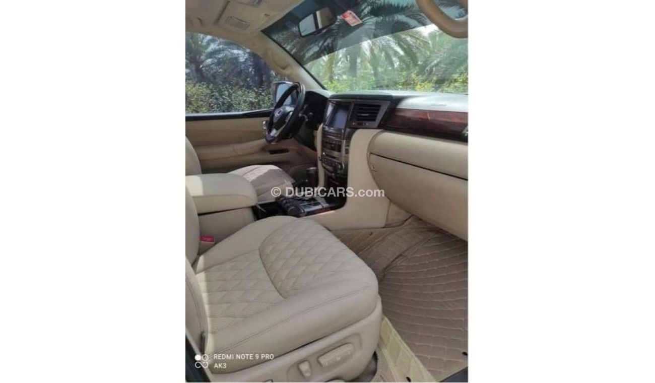 Lexus LX 570