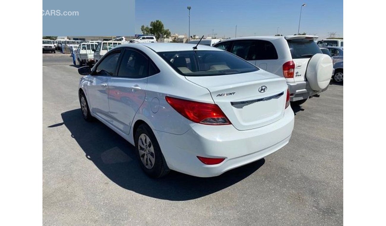 هيونداي أكسنت HYUNDAI ACCENT 2016 WHITE GCC