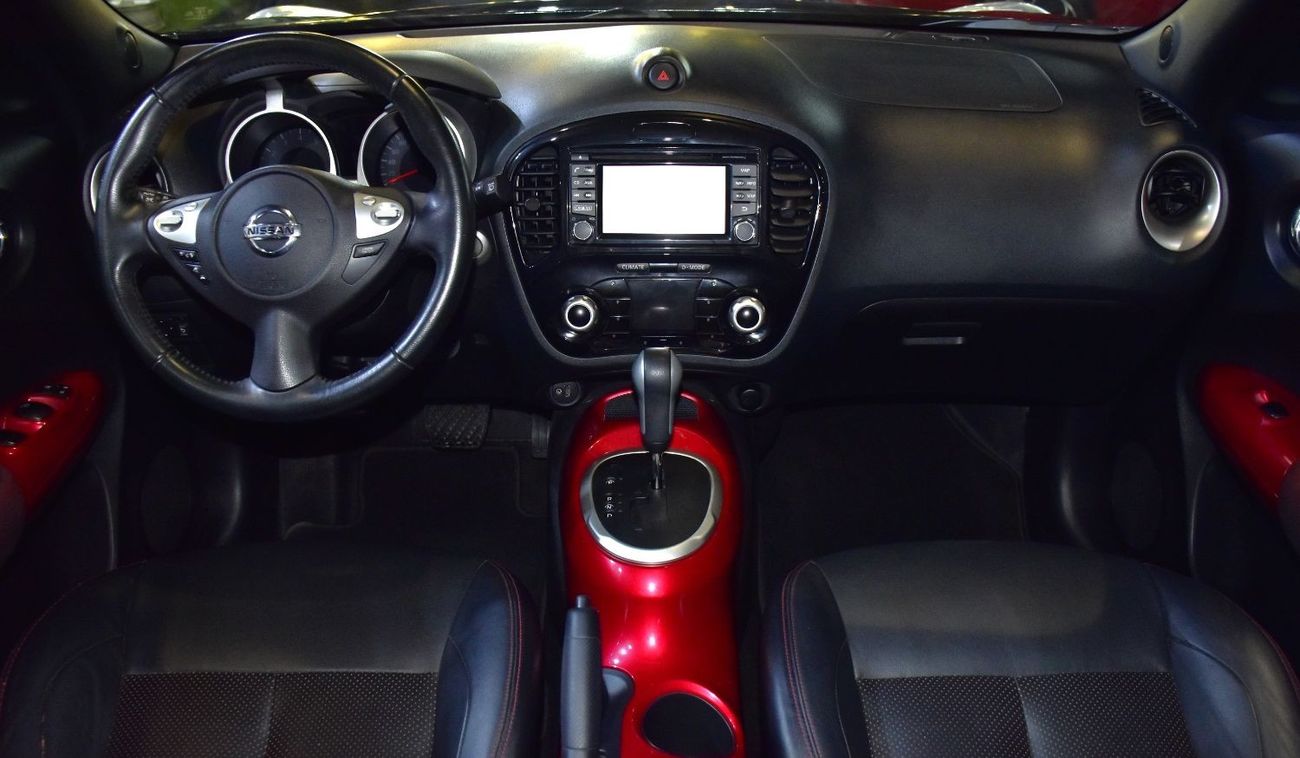 Nissan Juke EXCELLENT DEAL for our Nissan Juke ( 2015 Model ) in Dark Purple Color GCC Specs