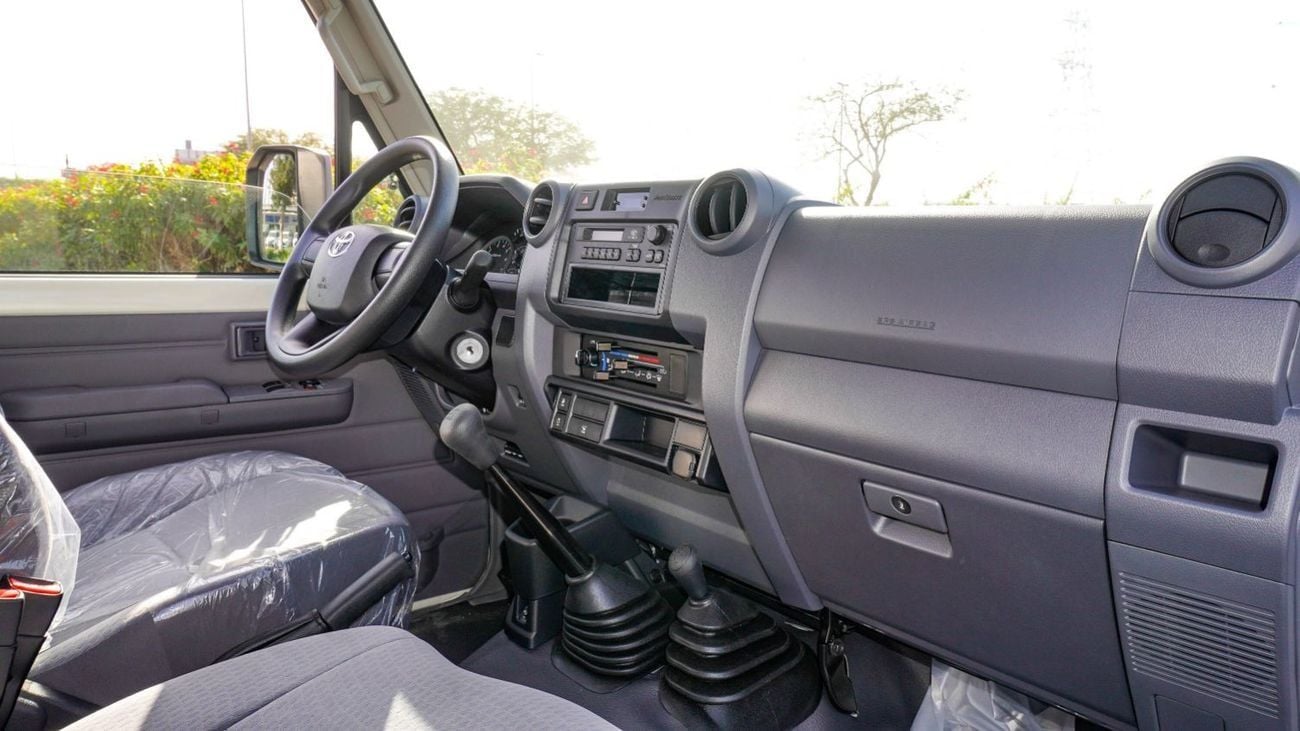 Toyota Land Cruiser 70 LC 78 HARDTOP 4.0L MT ECTAGR021 - 2026 Toyota LC78 3 Doors Hardtop - 4.0L Petrol Manual White