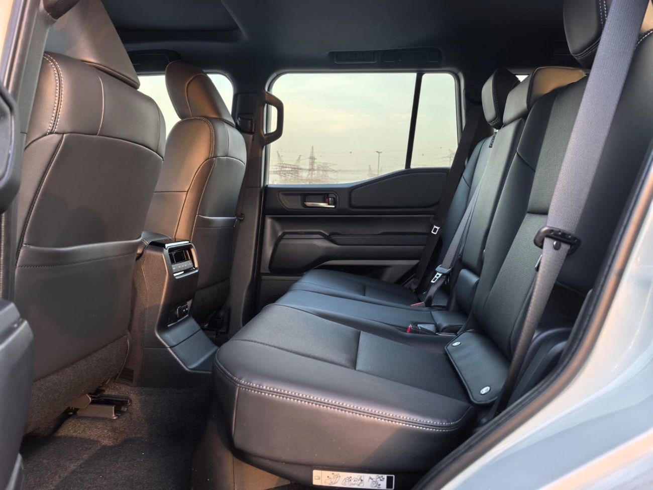 تويوتا برادو 2026 TOYOTA PRADO 2.4L ALL ROUNDER PETROL AUTOMATIC TRANSMISSION WITH LEATHER SEAT,POWER SEAT, COOL