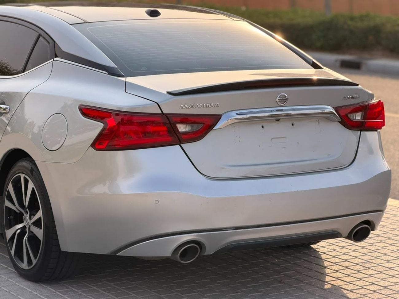 Nissan Maxima PLATINUM (NON GCC)