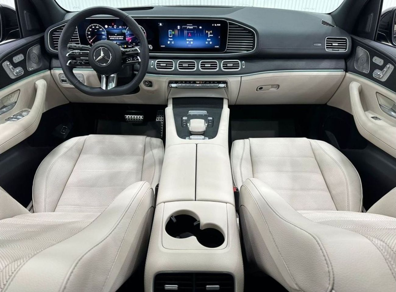 Mercedes-Benz GLS 450 2024 Mercedes Benz GLS450 AMG 4MATIC, April 2029 Mercedes Warranty + Service Pack, Fully Loaded, GCC