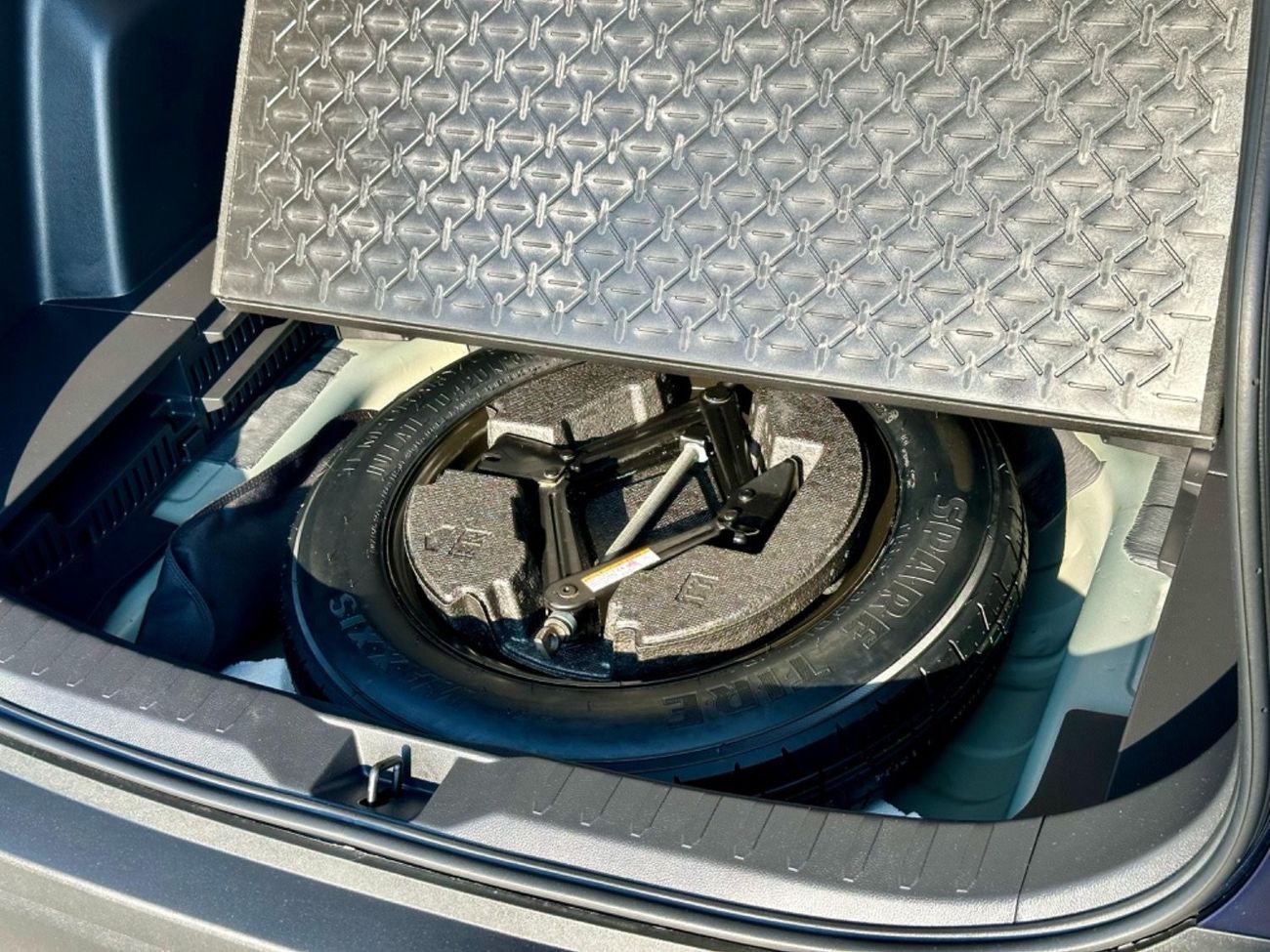 تويوتا راف ٤ 2022 Toyota RAV4 XLE 4x4, imported from USA