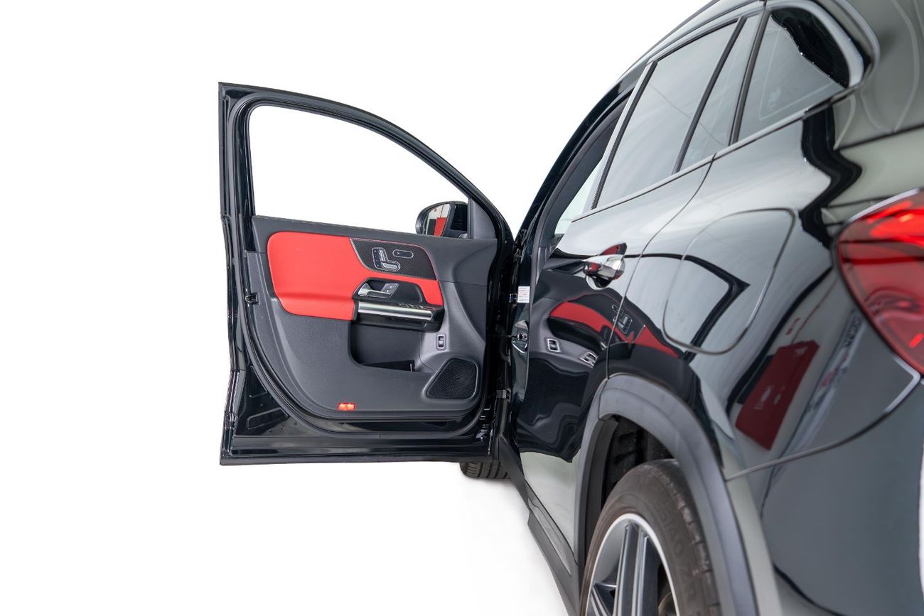 Mercedes-Benz A 35 AMG Std 2.0L GCC- EMC Abu Dhabi Warranty Service Package Until 04/2028