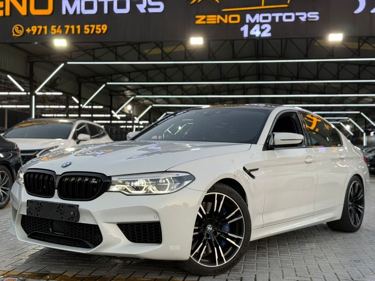 BMW M5 Std 4.4L
