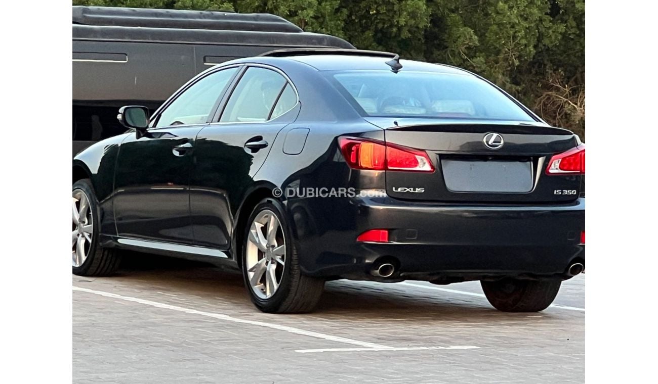 Lexus IS350