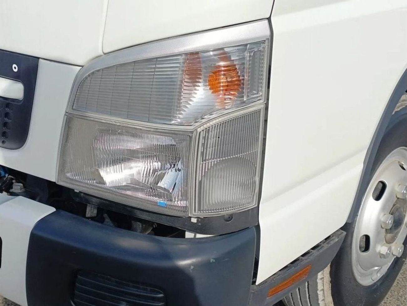 Mitsubishi Canter CANTER WATER TANK 5000L