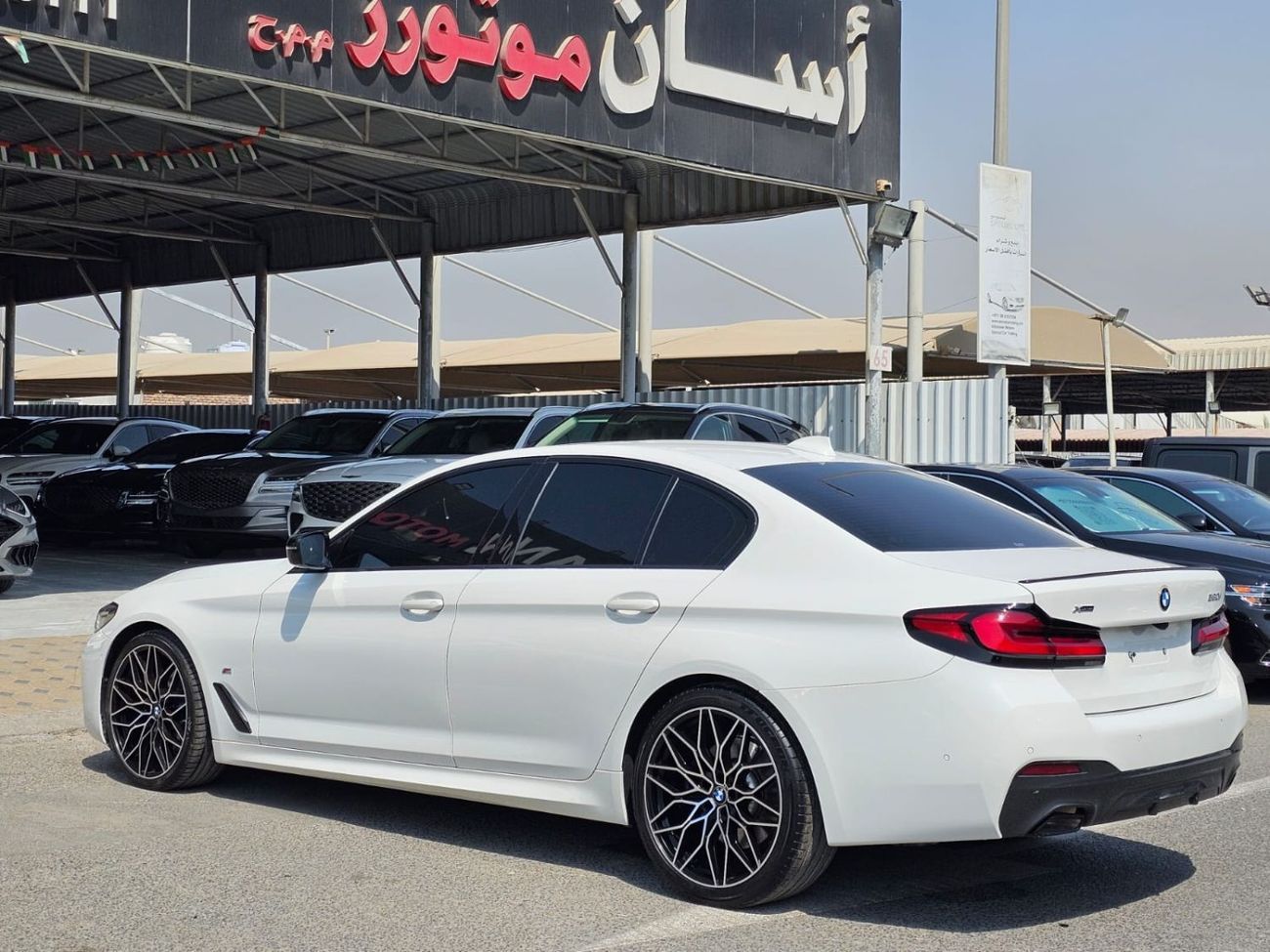 BMW 520i M Sport Comfort 2.0L