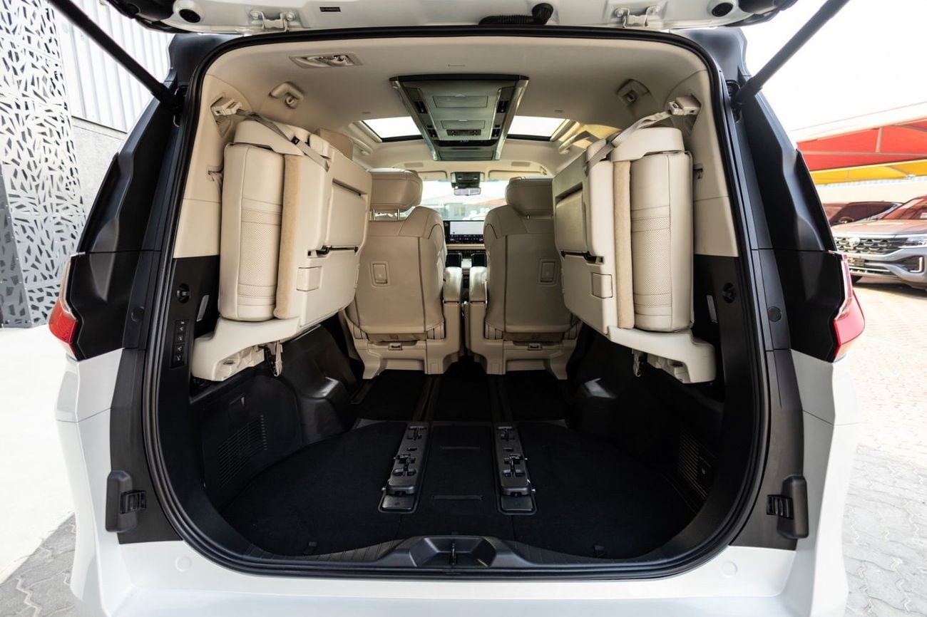 لكزس LM 350h STD (NON GCC) Lexus LM350h 2024 European Specs | Warranty