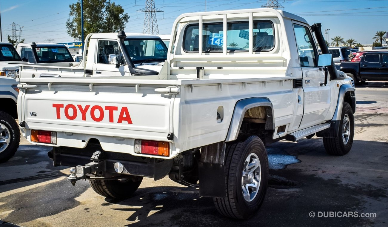 Toyota Land Cruiser Pick Up 4.5L Diesel V8 Right Hand Drive  With V6 badge