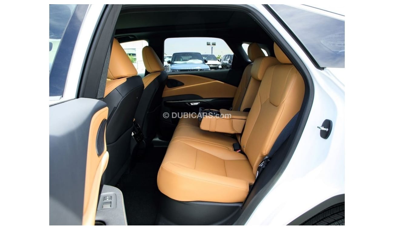 لكزس RX 350 Luxury 2.4L AWD/2024. Local Registration+10%