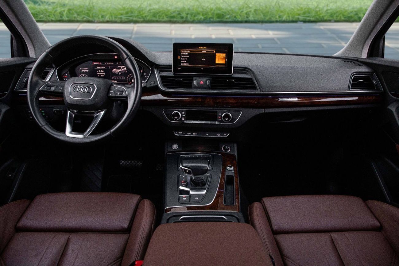 Audi Q5 45 TFSI Quattro Sport S-LINE | 2,742 P.M  | 0% Downpayment | Under Warranty!