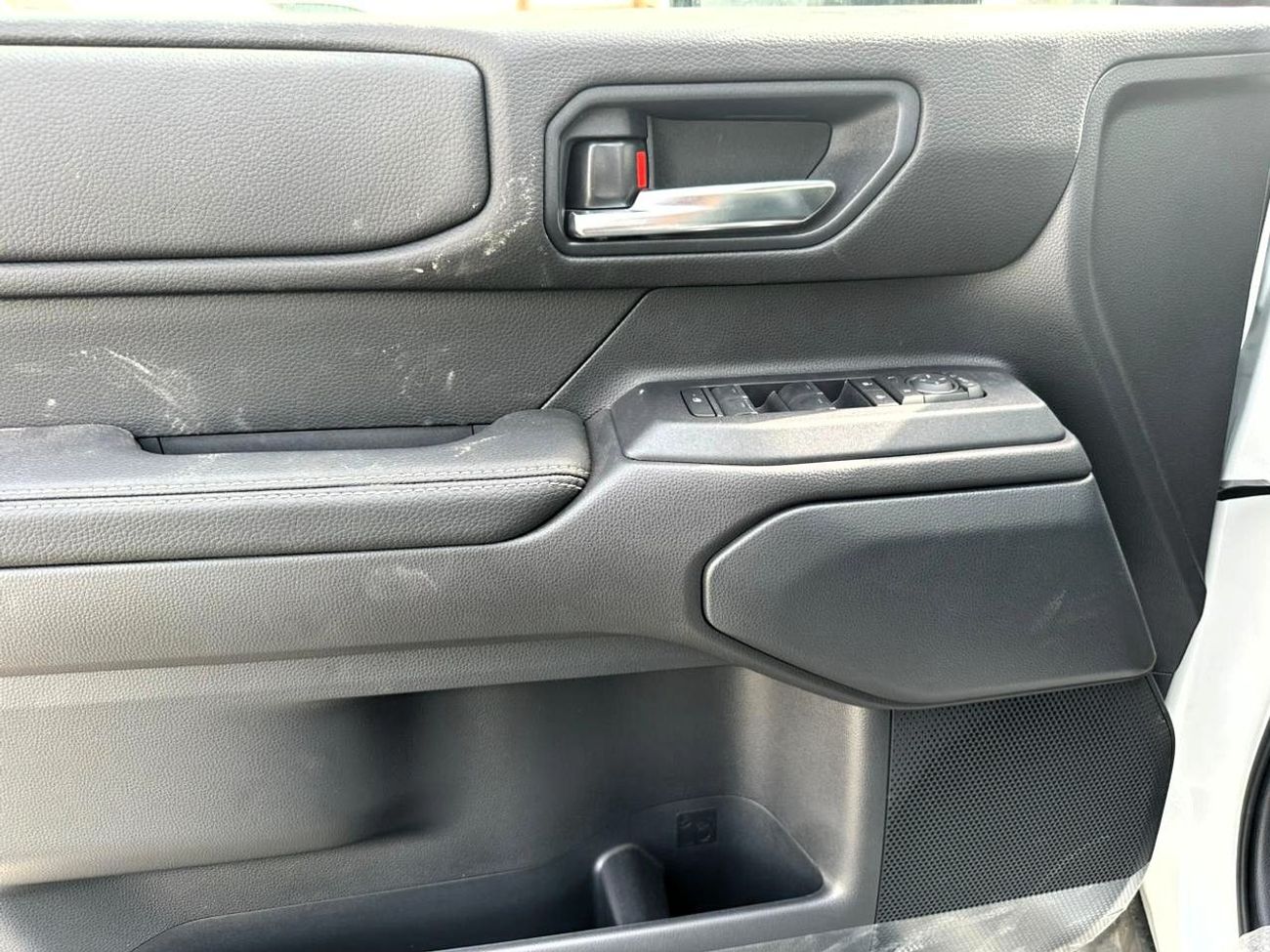 Toyota Prado Adventure Mono Tone 2.4T