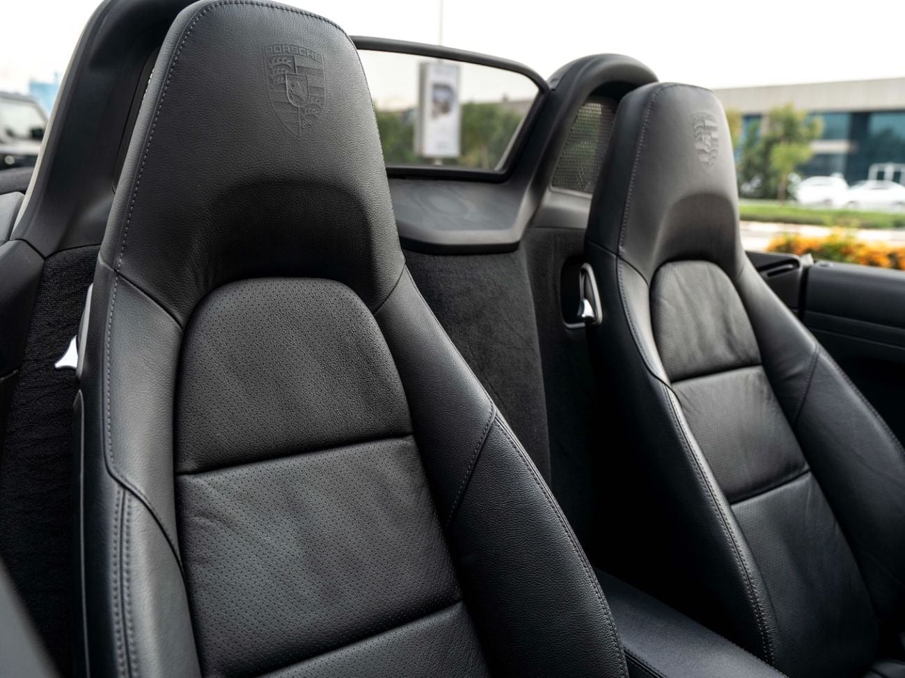 Porsche 718 Boxster S 2.5L A/T