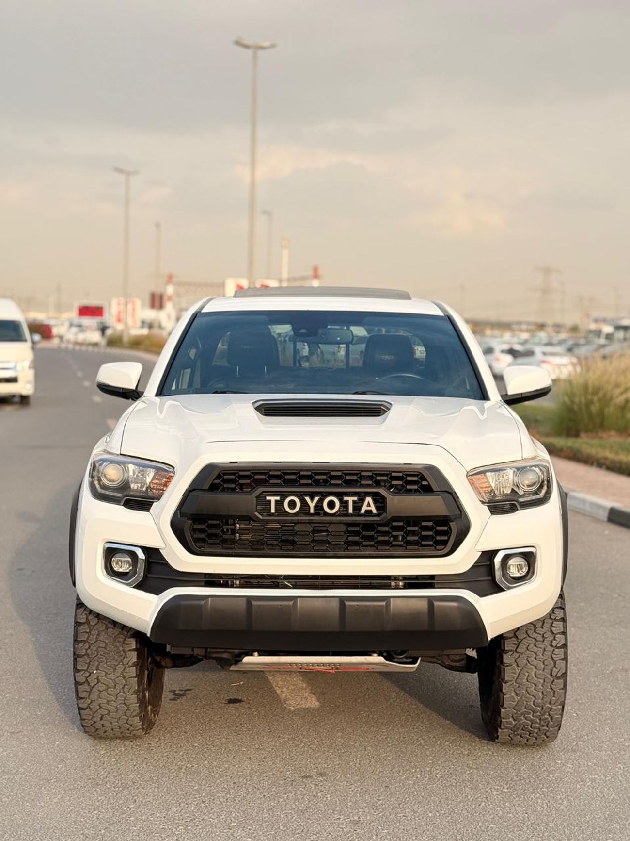 Toyota Tacoma TRD PRO 4X4 Sunroof, leather Full option