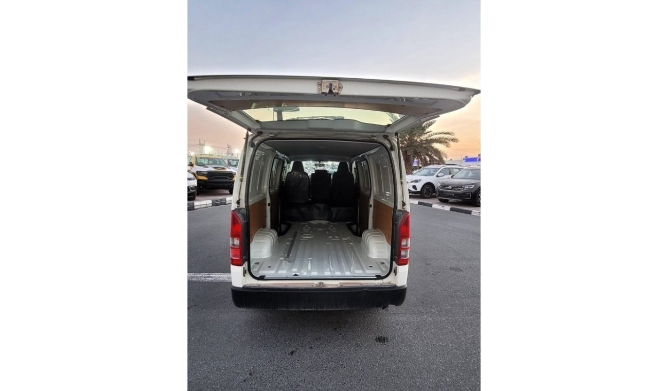 تويوتا هاياس 2023 TOYOTA HIACE 2.7L CARGO STANDARD ROOF