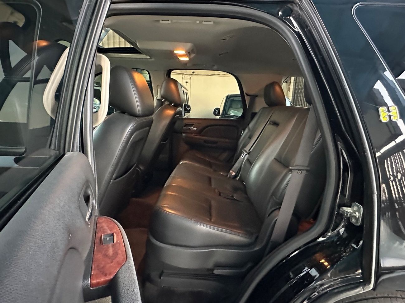 شيفروليه تاهو Hybrid – 6.0L V8 Hybrid | 332 HP |2013 | Full Options | Excellent Condition