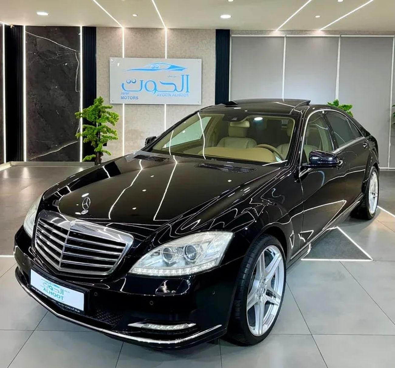 مرسيدس بنز S 350 AMG BLACK MERCEDES S350 || FULLY LOADED || GCC || CHASSIS ACCIDENTS FREE || PANORAMIC ROOF || NEW
