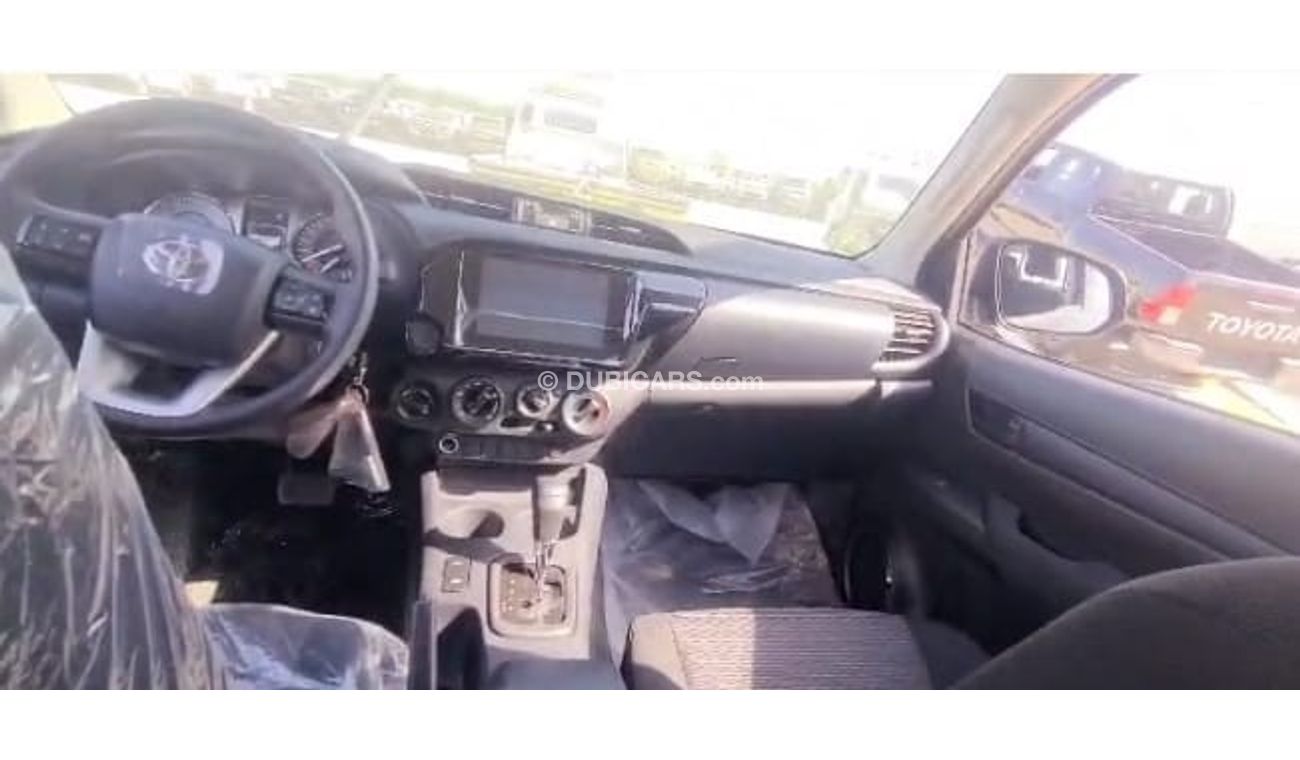 جديدة تويوتا هيلوكس Petrol 2.7L Automatic 4WD Double Cab Wide Body